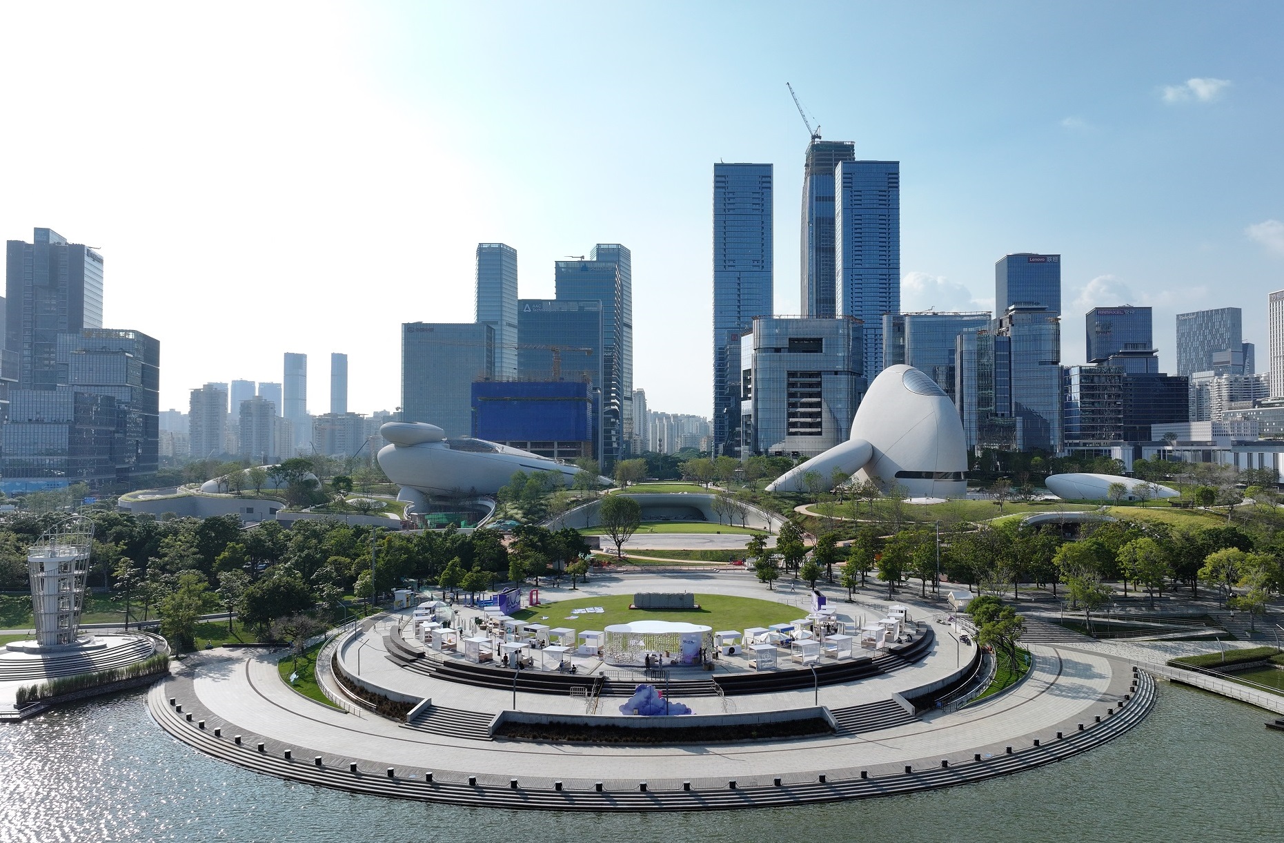 方大幕墙项目亮相深圳卫视！解密如何匠心编织“海上原石”